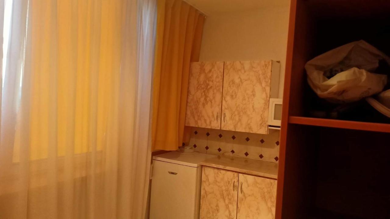 Ferienwohnung Kawalerka Czestochowa 17 Exterior foto
